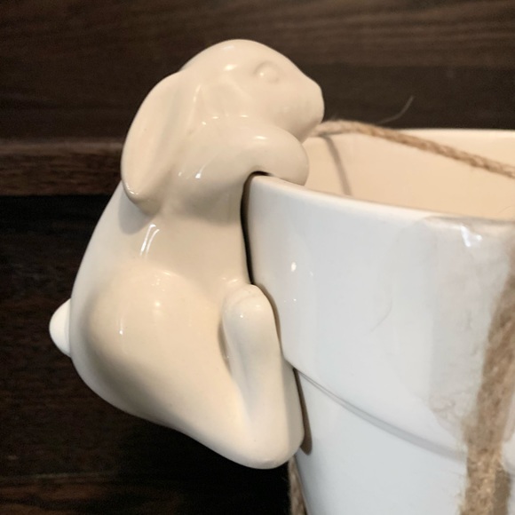 Hunny Bunny Planter - Picture 2 of 2
